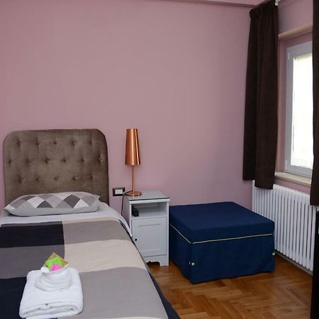 B&B Aurora Domus D'A-Mare Pesaro Exterior photo